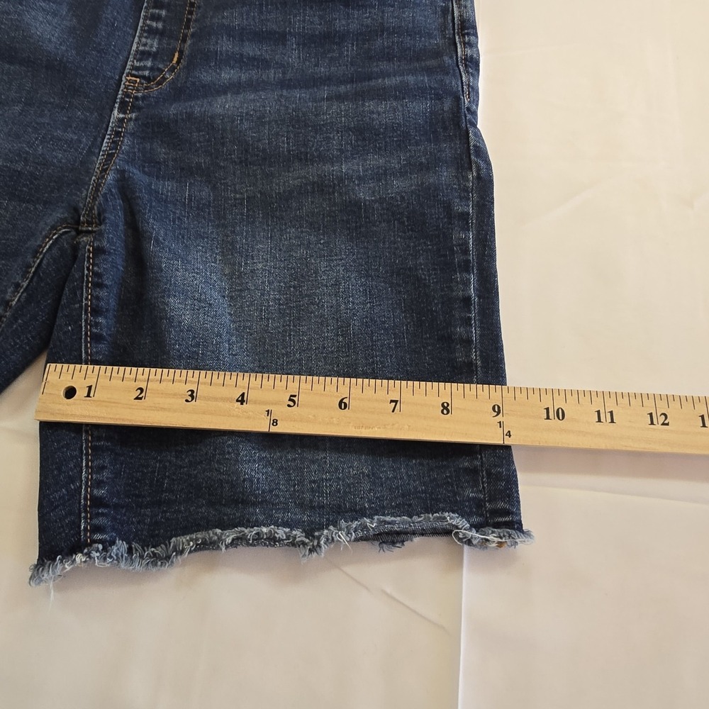 Old Navy Denim Shorts Boys Karate Slim Size 14/16 - Picture 4 of 8
